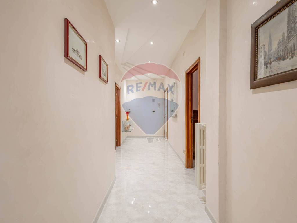 Appartamento a Trani in Via Giuseppe Alberto Pugliese, 15 - Foto 4