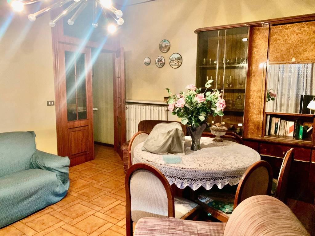 Villa a Riccione in Viale Cantù, 5 - Foto 2
