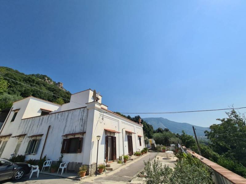 Villa a Sarno in Viale Santa Maria della Foce - Foto 3
