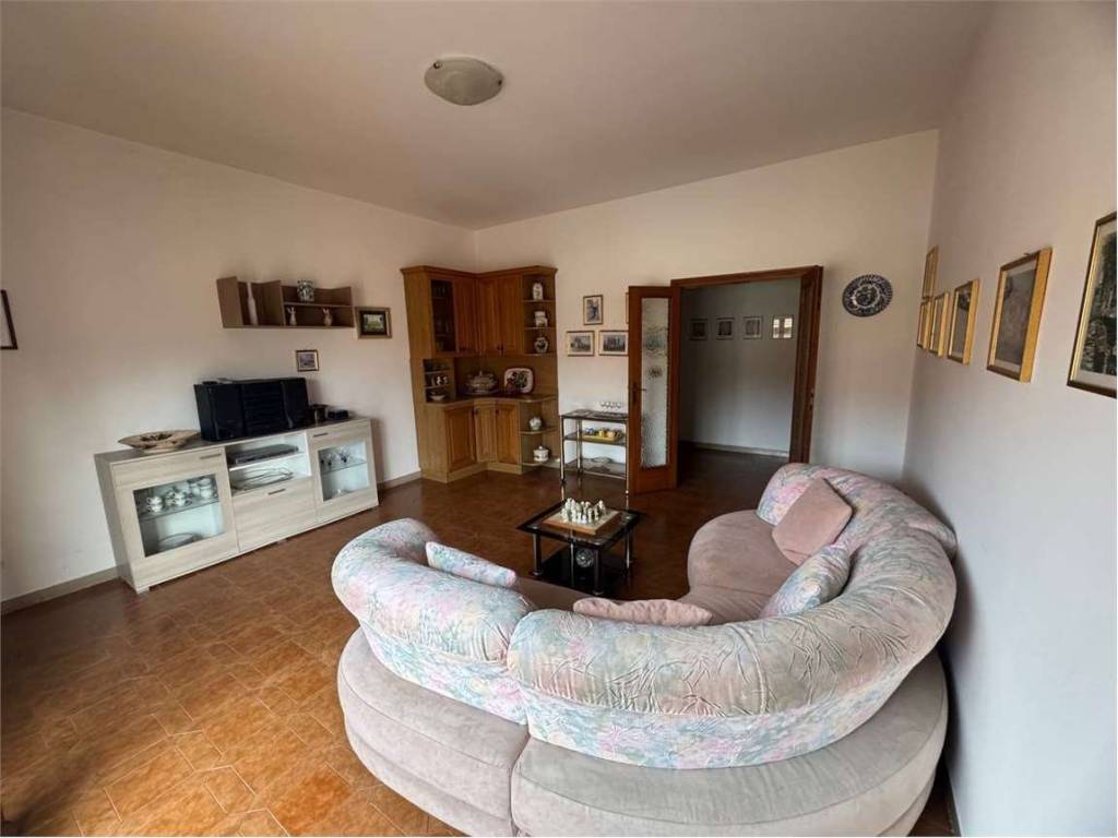 Appartamento a Città di castello in Via Ippolito Nievo - Foto 2