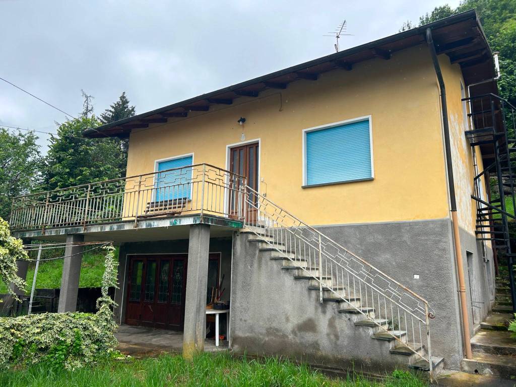 Casa indipendente a Pieve vergonte in Via Case Giovai, 2 - Foto 2