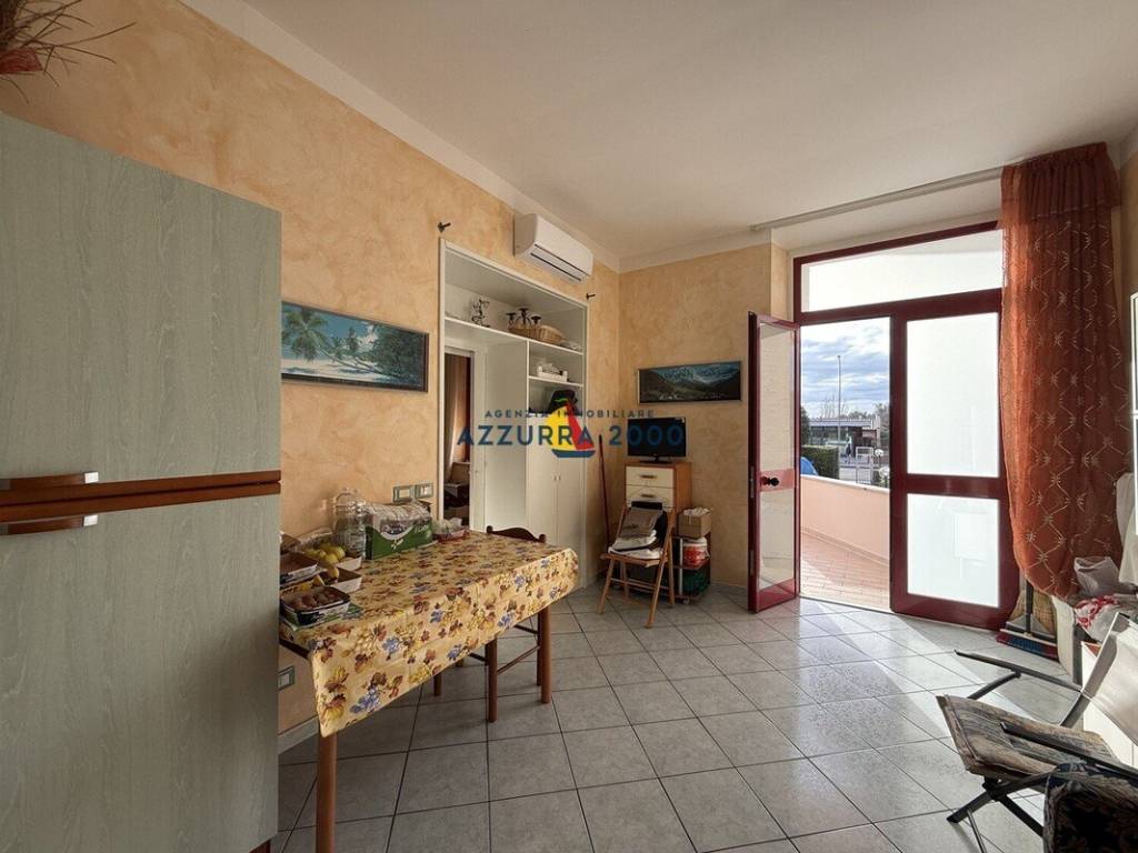 Appartamento a Pisa in Viale del Tirreno - Foto 5