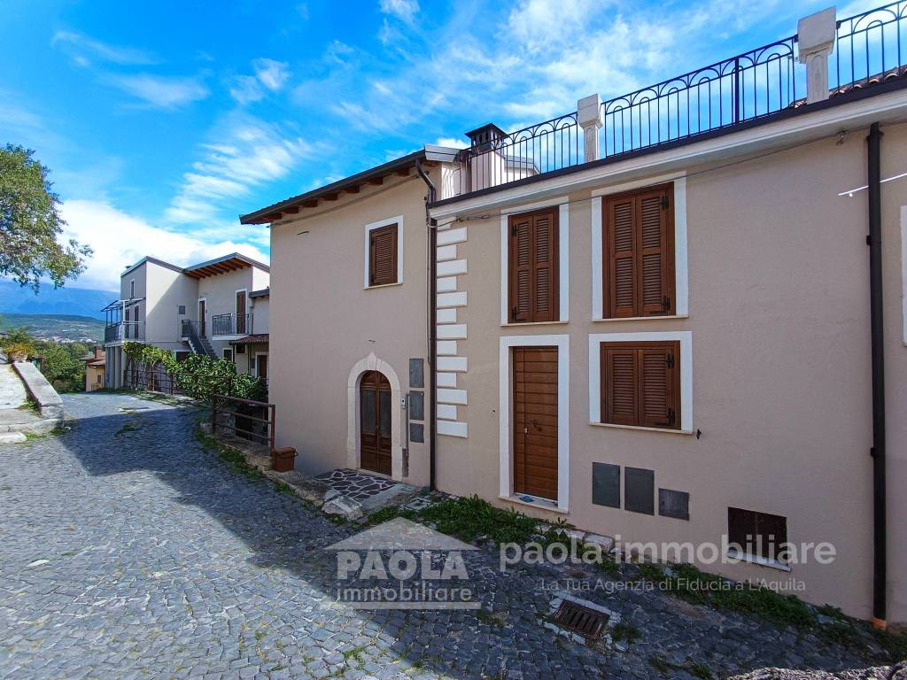 Casa indipendente a L'aquila in Via del Borgo - Foto 3