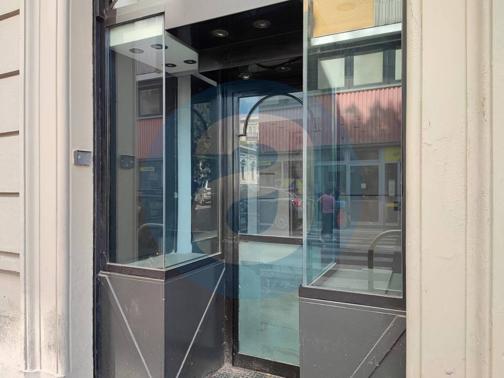 Immobile a Bari in Piazza Umberto I, 35 - Foto 2