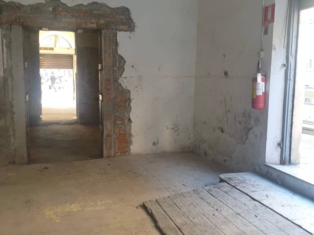 Immobile a La spezia in Piazza Giuseppe Garibaldi, 23 - Foto 3