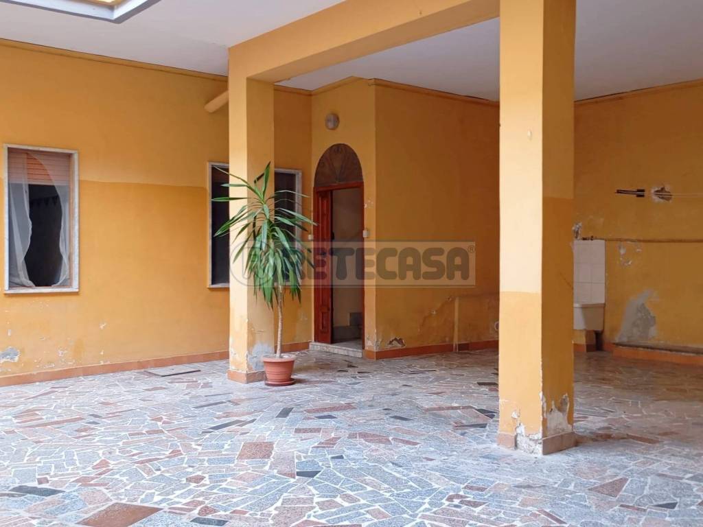 Casa indipendente a Marcianise in Via Raffaele Paolucci - Foto 3