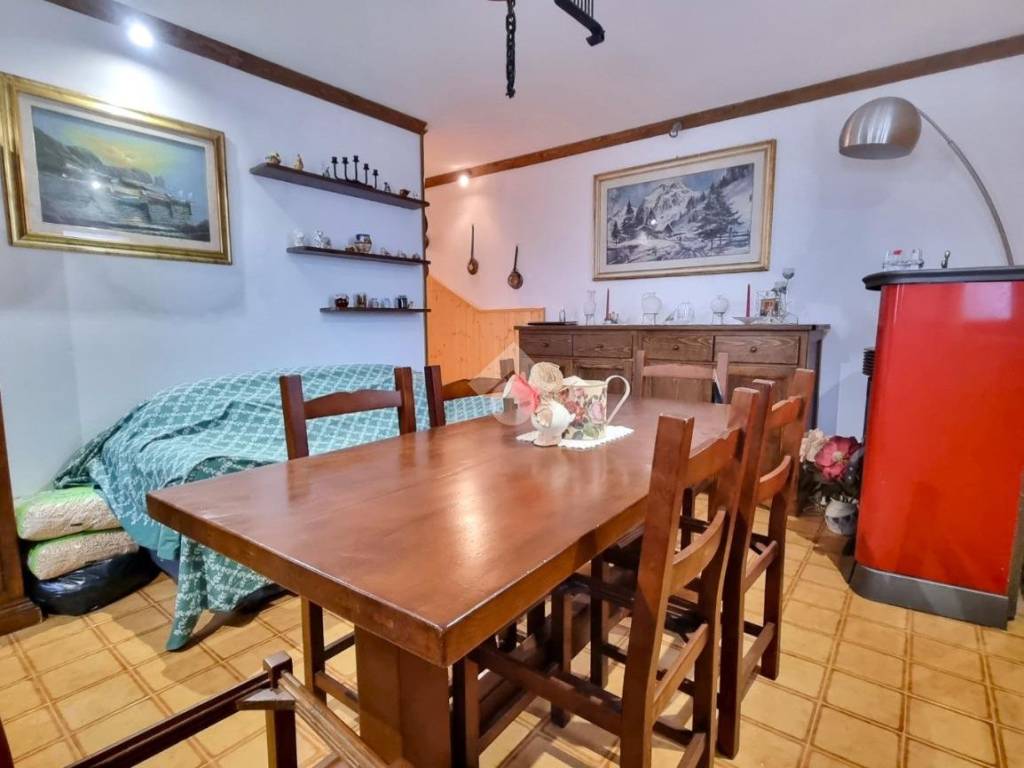 Appartamento a Abetone cutigliano in Viale dei Cacciatori, 44 - Foto 2