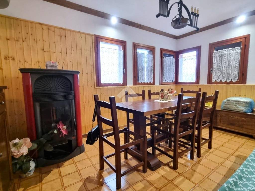 Appartamento a Abetone cutigliano in Viale dei Cacciatori, 44 - Foto 5