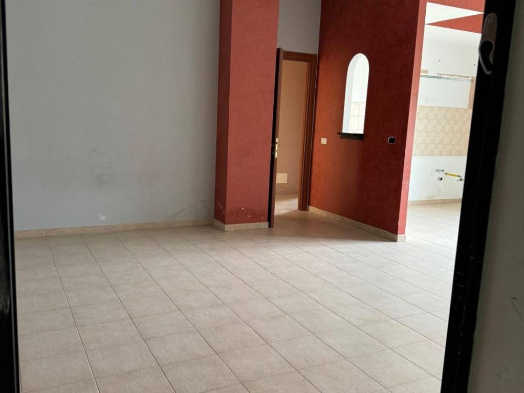 Appartamento a Collecorvino in Viale Italia, 183 - Foto 2