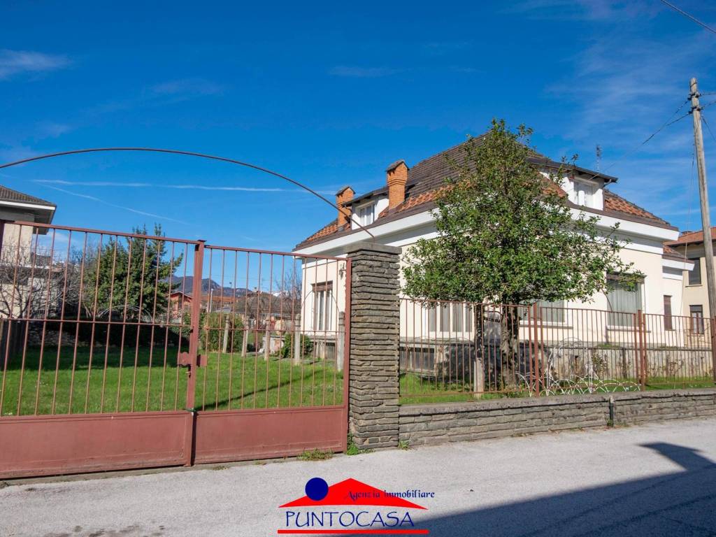 Villa a Dronero in Via Giovanni Lantermino, 6 - Foto 3