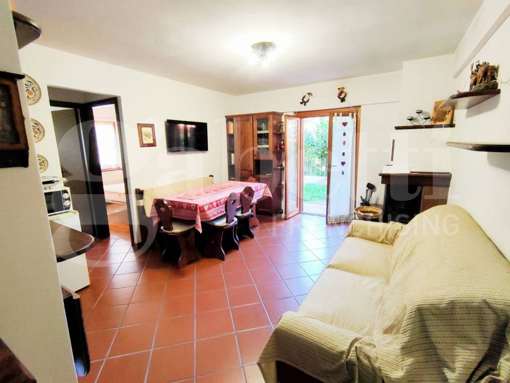 Appartamento a Rocca di mezzo in Via dei Frattali, 31 - Foto 2