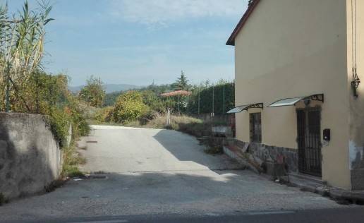 Terreno a Buggiano in via provinciale pistoiese - Foto 5