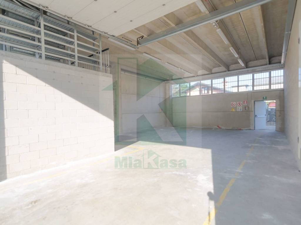 Immobile a Cardano al campo in Via Papa Giovanni XXIII, 176 - Foto 5