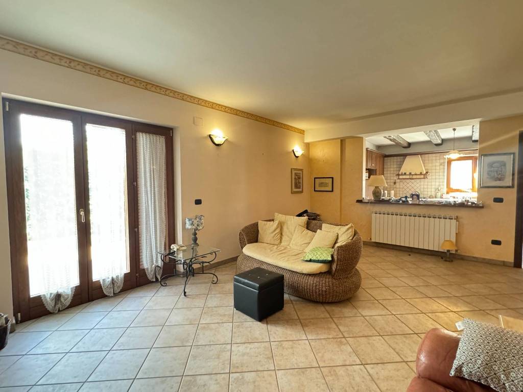 Villa a Avezzano in Via Erminio Cofini - Foto 3