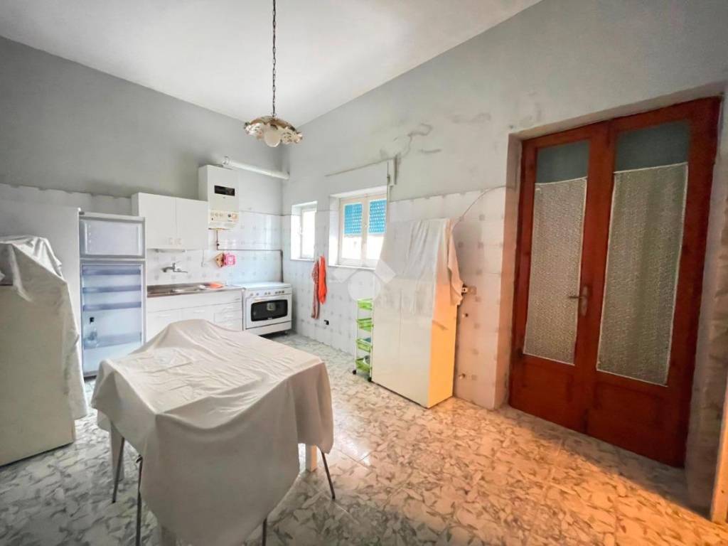 Casa indipendente a Canosa di puglia in Via Marsala, 1 - Foto 4