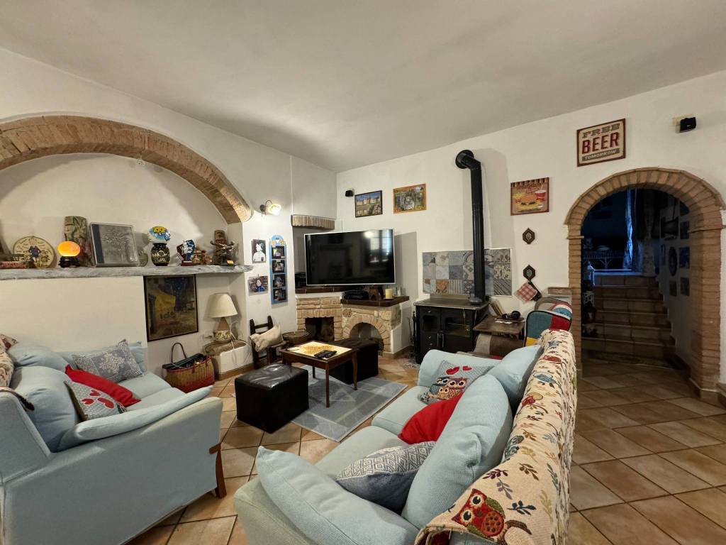 Appartamento a Sarteano in Piazza San Lorenzo - Foto 5