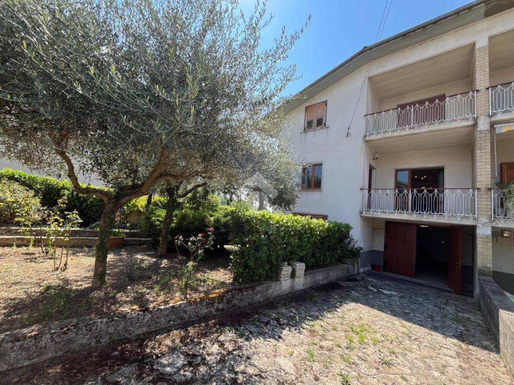 Villa a Montefredane in Via Roma, 51 - Foto 2