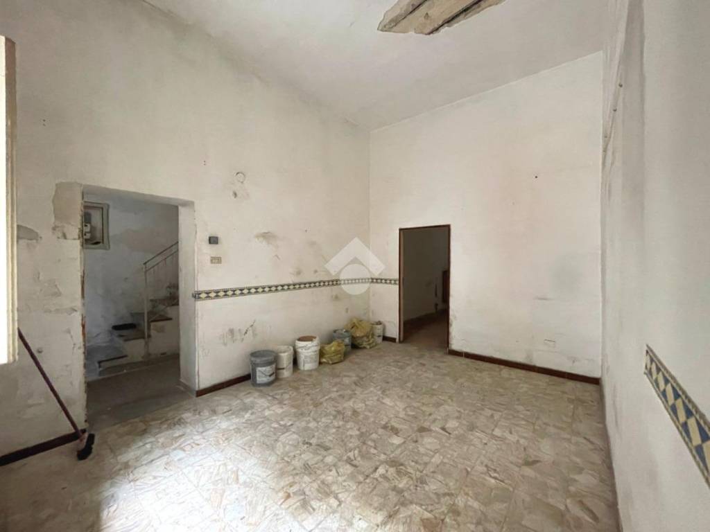 Casa indipendente a Canosa di puglia in Via Carso, 36 - Foto 4