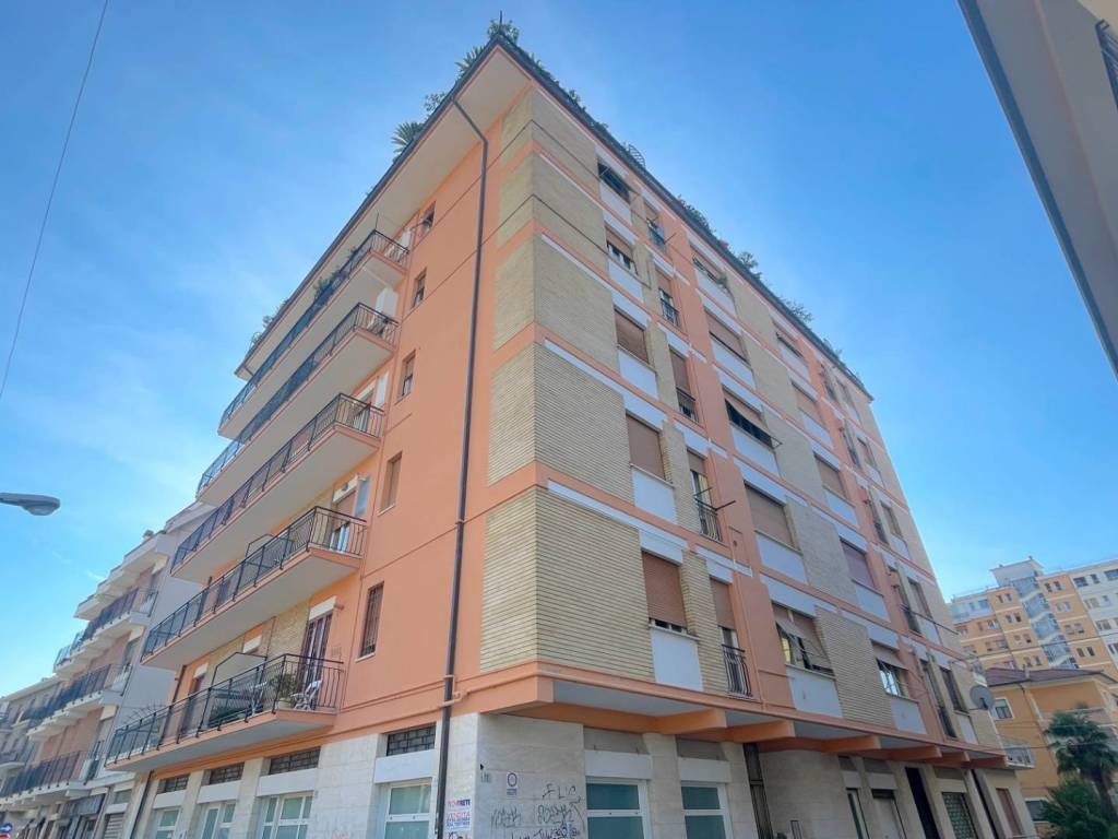 Appartamento a San benedetto del tronto in Via Montello, 58 - Foto 2