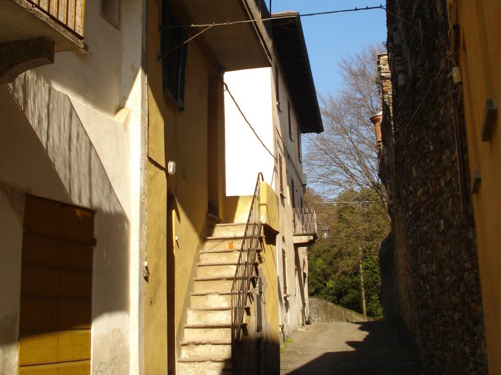 Rustico / casale a Lesa in Via alla Campagna, 2 - Foto 2