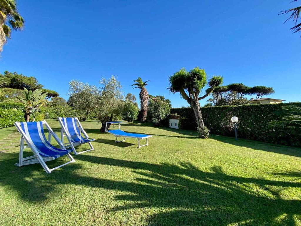 Villa a Sabaudia in Via Cariddi, 1 - Foto 2