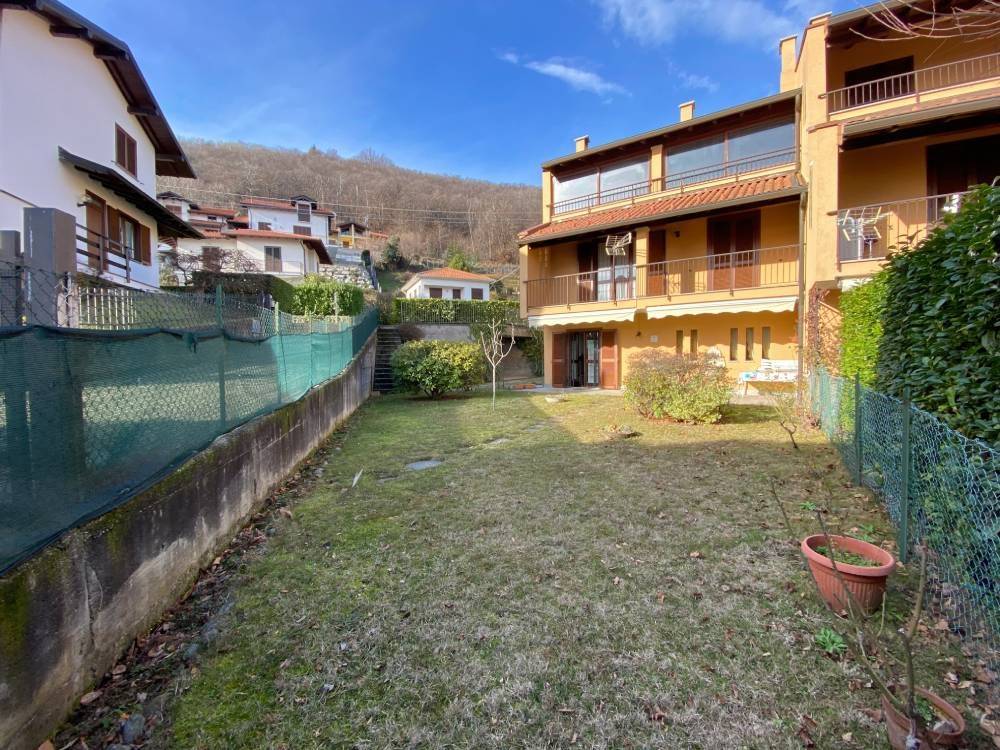 Villetta a schiera a Massino visconti in Via Alto Vergante, 92 - Foto 2