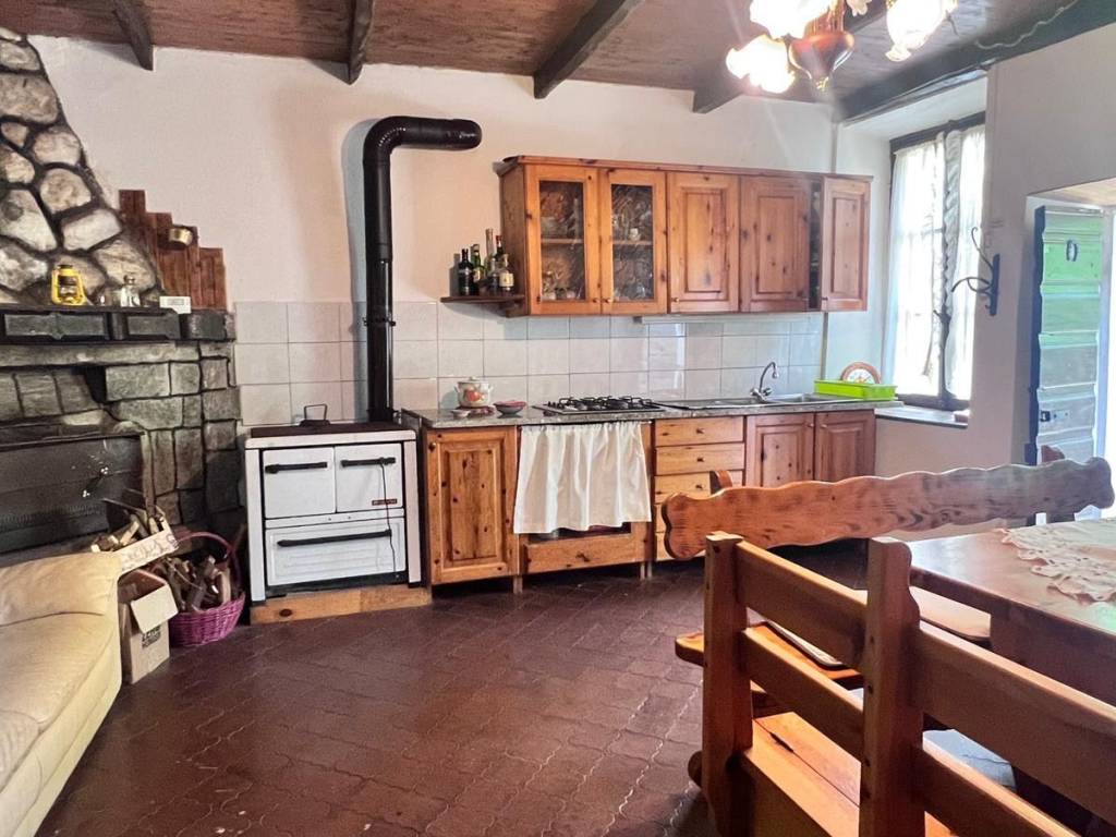 Rustico / casale a Casale corte cerro in Via Montebuglio - Foto 5