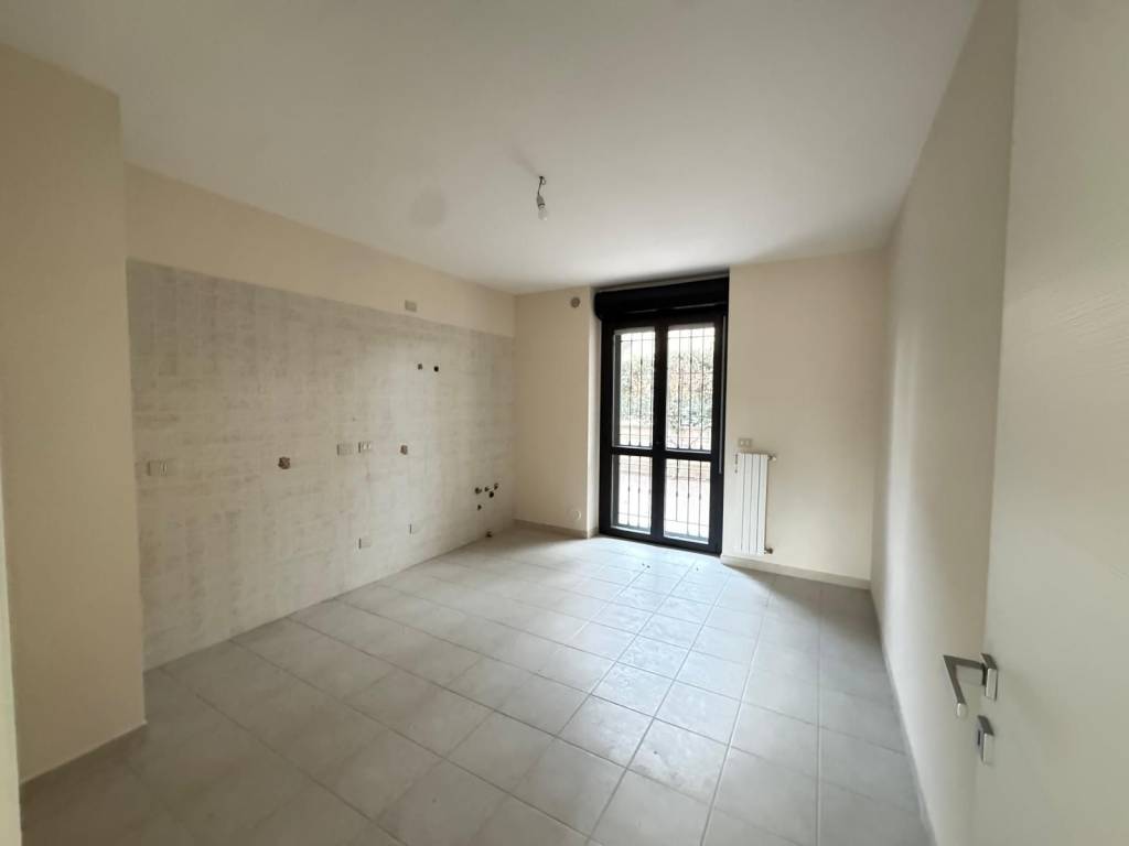 Appartamento a Foggia in Via Vincenzo Salvato - Foto 4