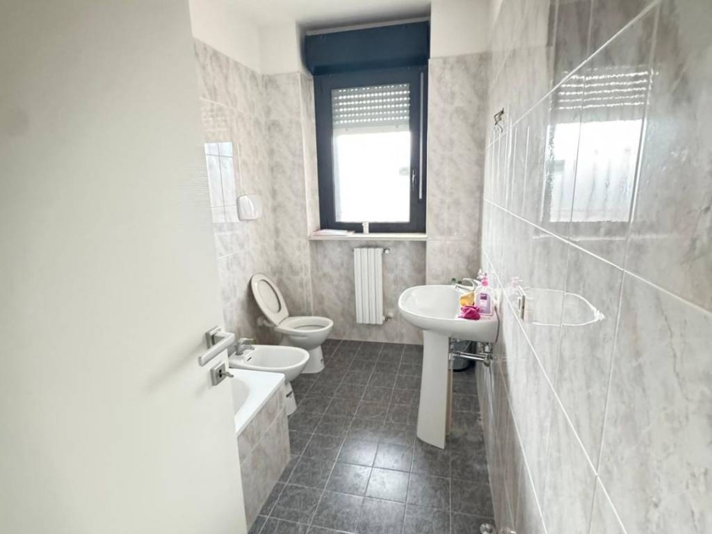 Appartamento a Foggia in Via Vincenzo Salvato - Foto 5