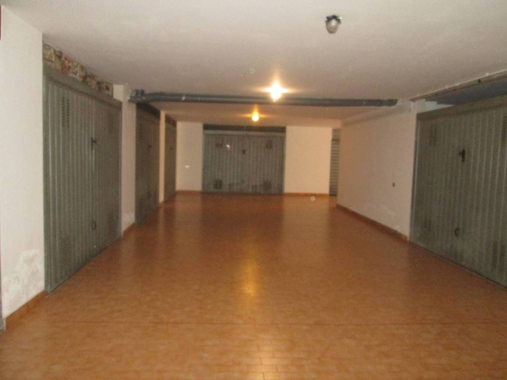 Box / garage a Pescara in Via di Sotto - Foto 4