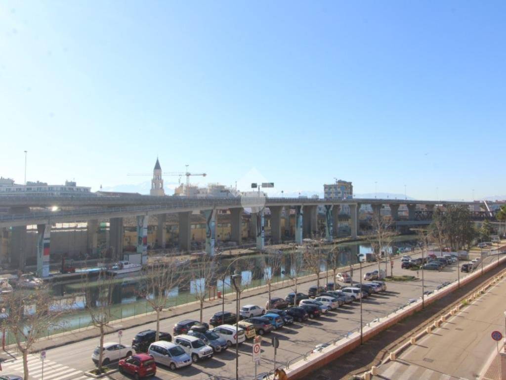 Appartamento a Pescara in Via Pesaro, 2 - Foto 2