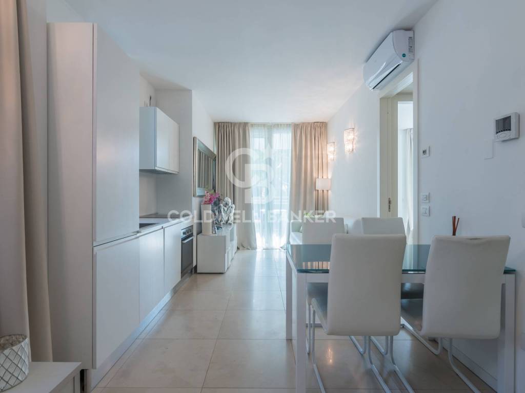 Appartamento a Riccione in Viale Cavour, 25 - Foto 3