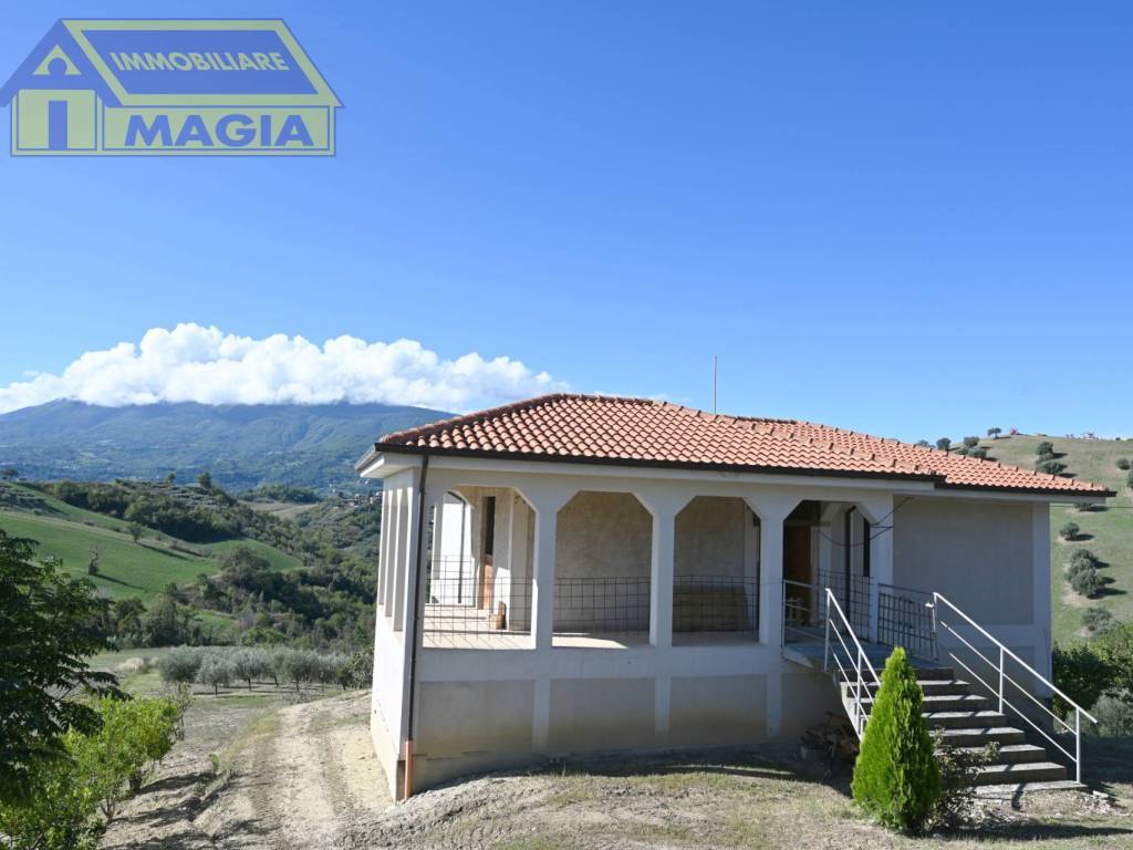 Rustico / casale a Ascoli piceno in VIA POGGIO DA CAPO - Foto 3