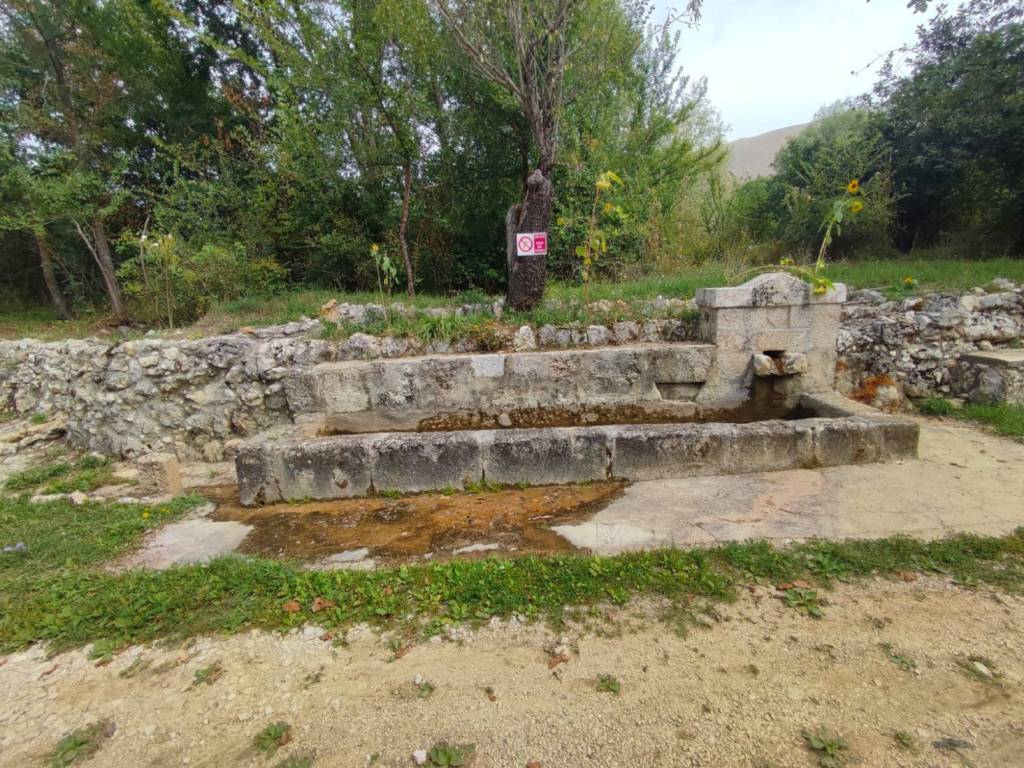 Rustico / casale a Ortona dei marsi in Via Camminata - Foto 3