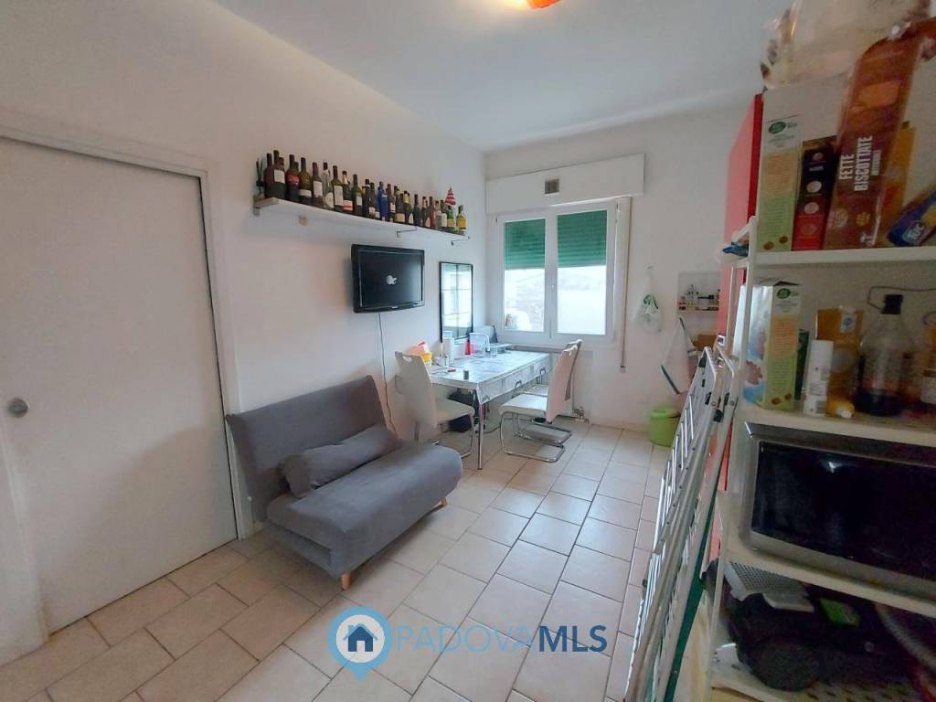 Appartamento a Padova in Via Redipuglia, 15 - Foto 2