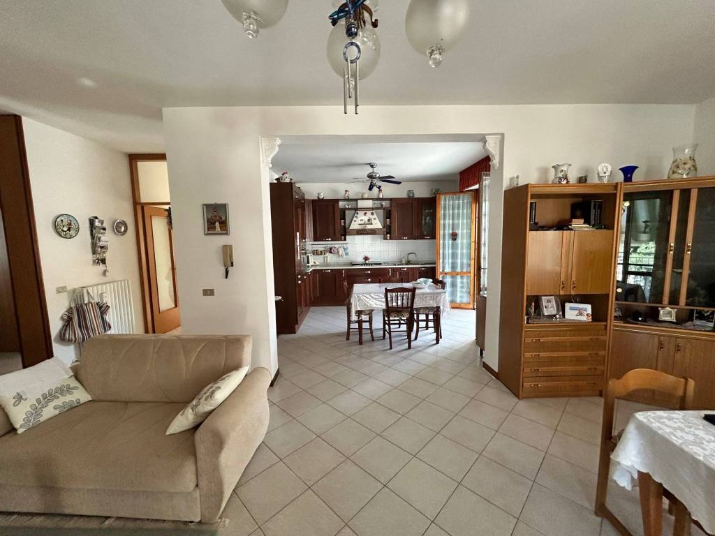 Villa a Tortoreto in Via della Resistenza - Foto 4