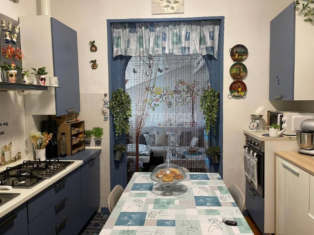 Appartamento a Verbania in Via Achille Albasini 1 - Foto 2