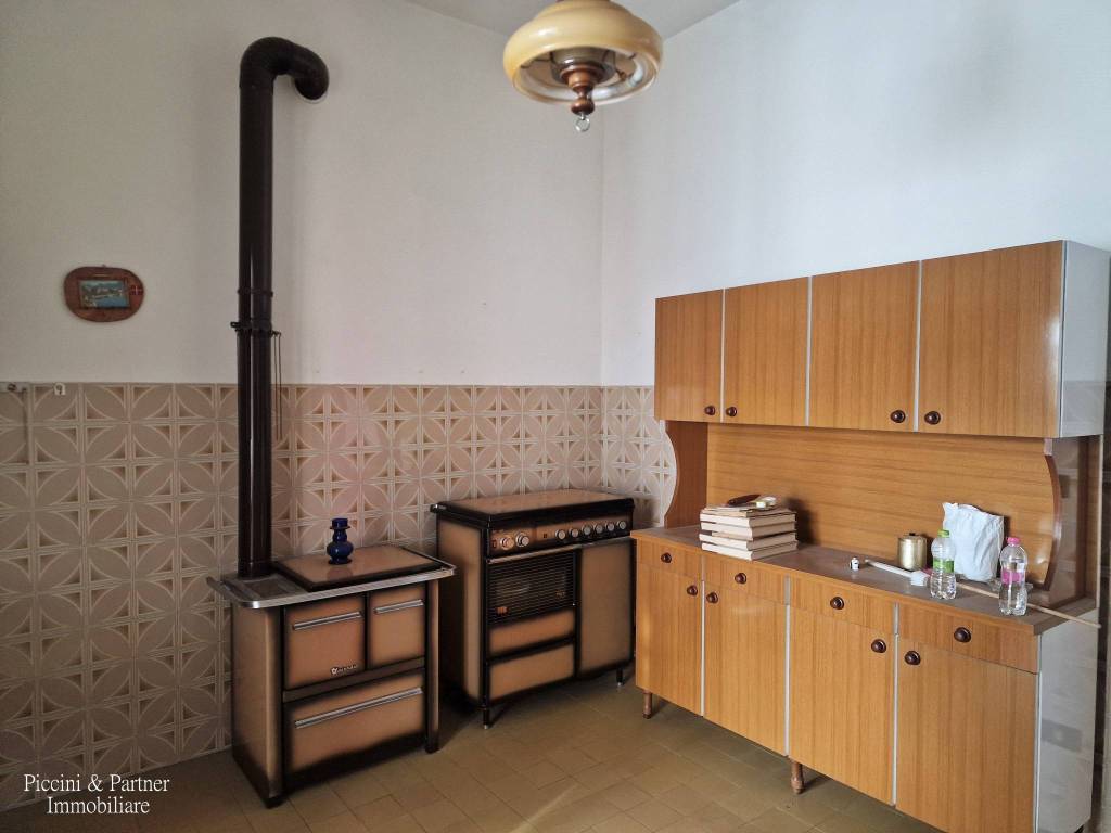 Appartamento a Castiglione del lago in Via dei Partigiani, 57 - Foto 4