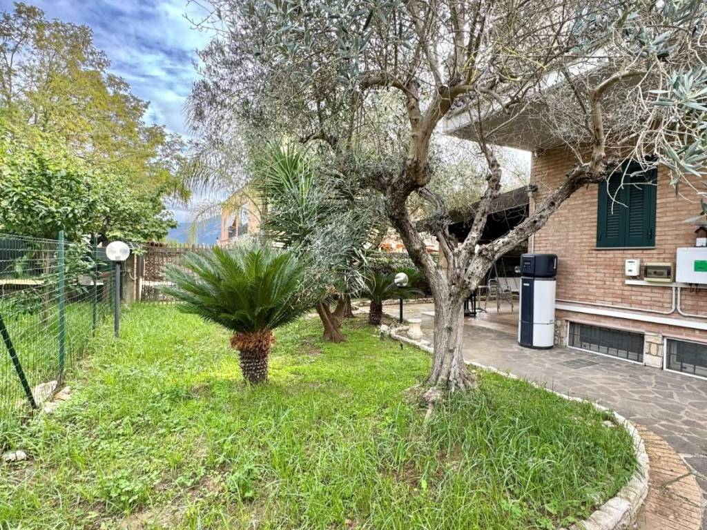 Villa a Terracina in Via Teodorico, 4 - Foto 3