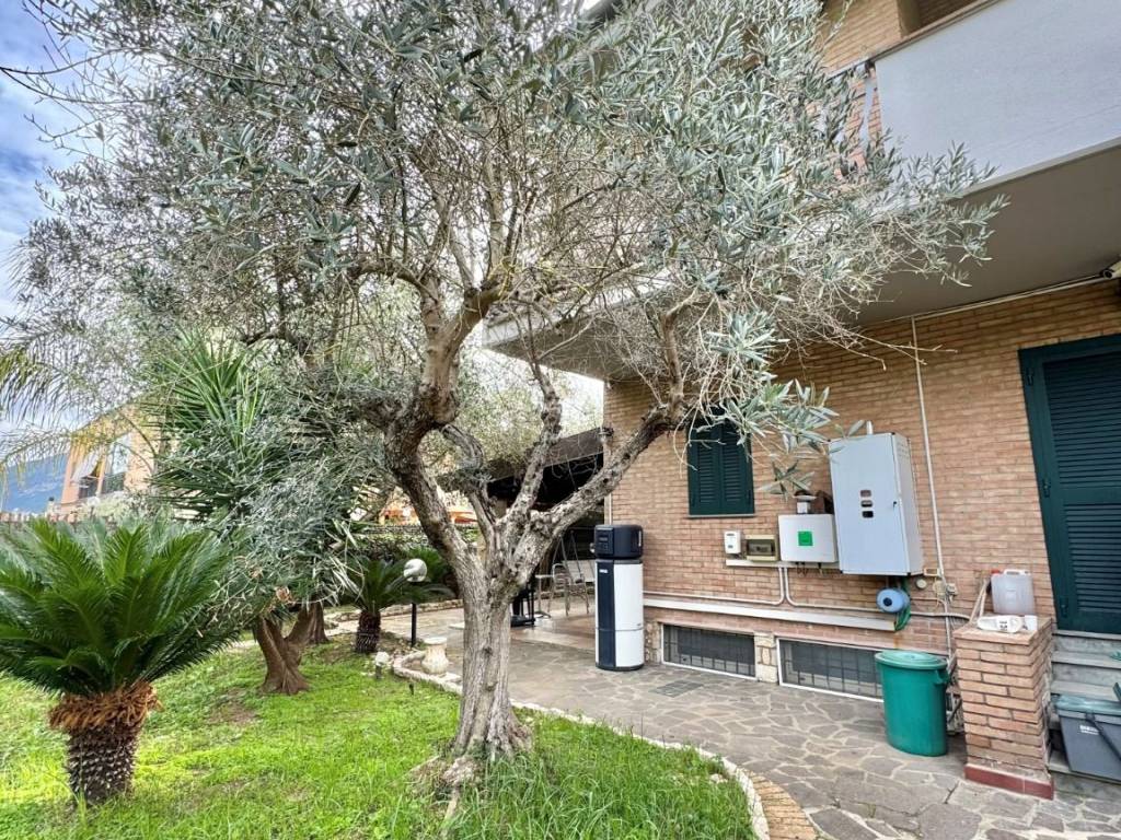 Villa a Terracina in Via Teodorico, 4 - Foto 5