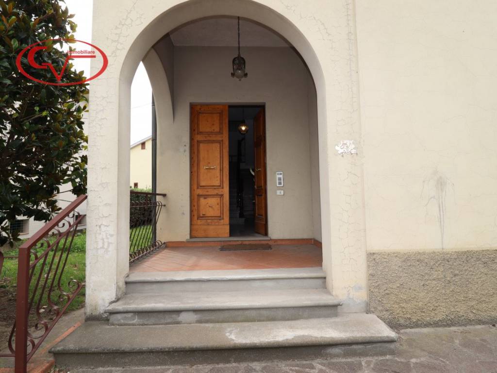 Casa indipendente a Montevarchi in Via Aretina - Foto 4