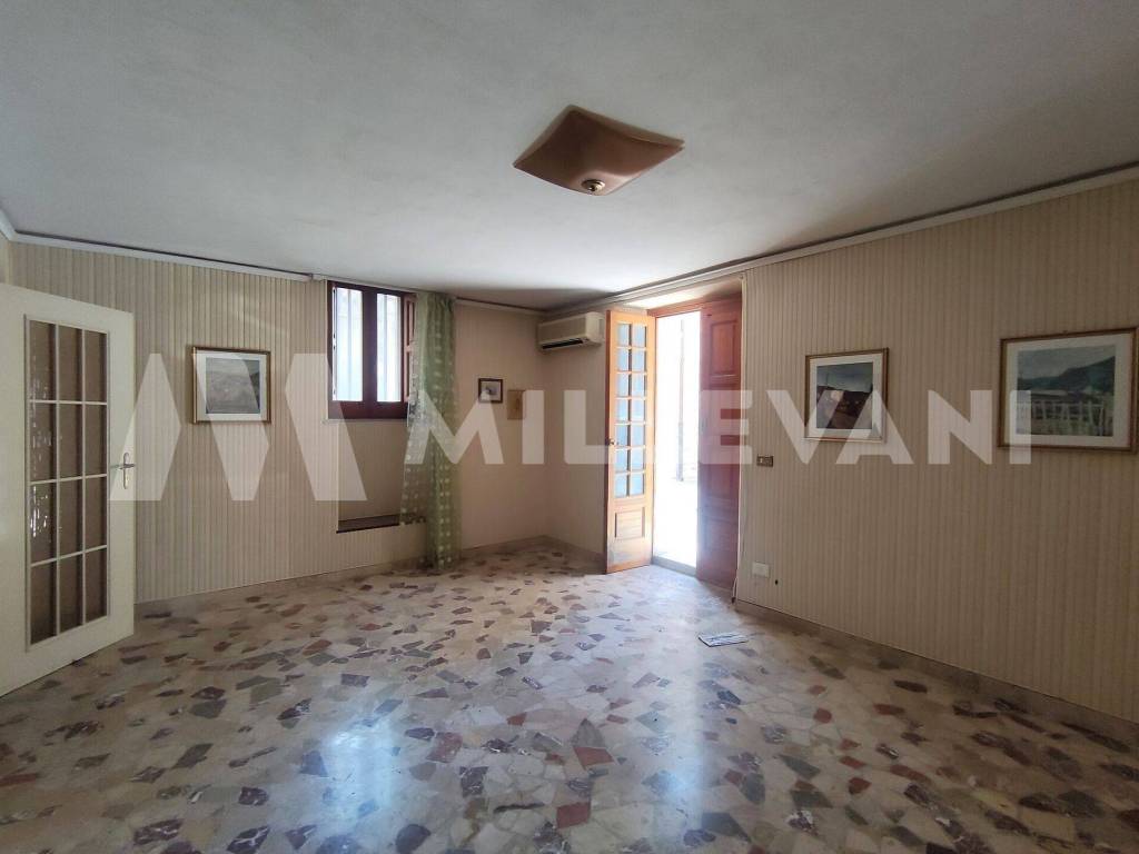 Casa indipendente a Scicli in Via Aurelio Saffi - Foto 2