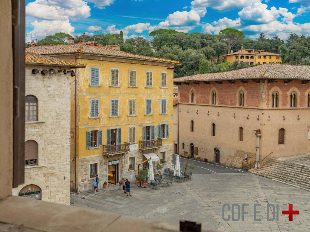 Appartamento a Massa marittima in Piazza Giuseppe Garibaldi - Foto 4