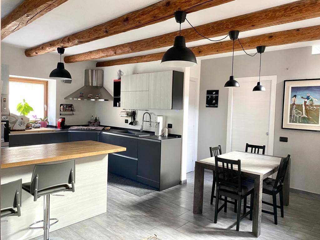 Villa a Druogno in Via Sasseglio, 5 - Foto 2