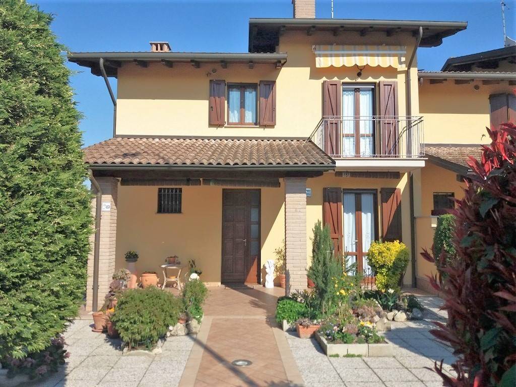 Villetta a schiera a Pieve del cairo in Via Ubaldo Torre, 49 - Foto 2