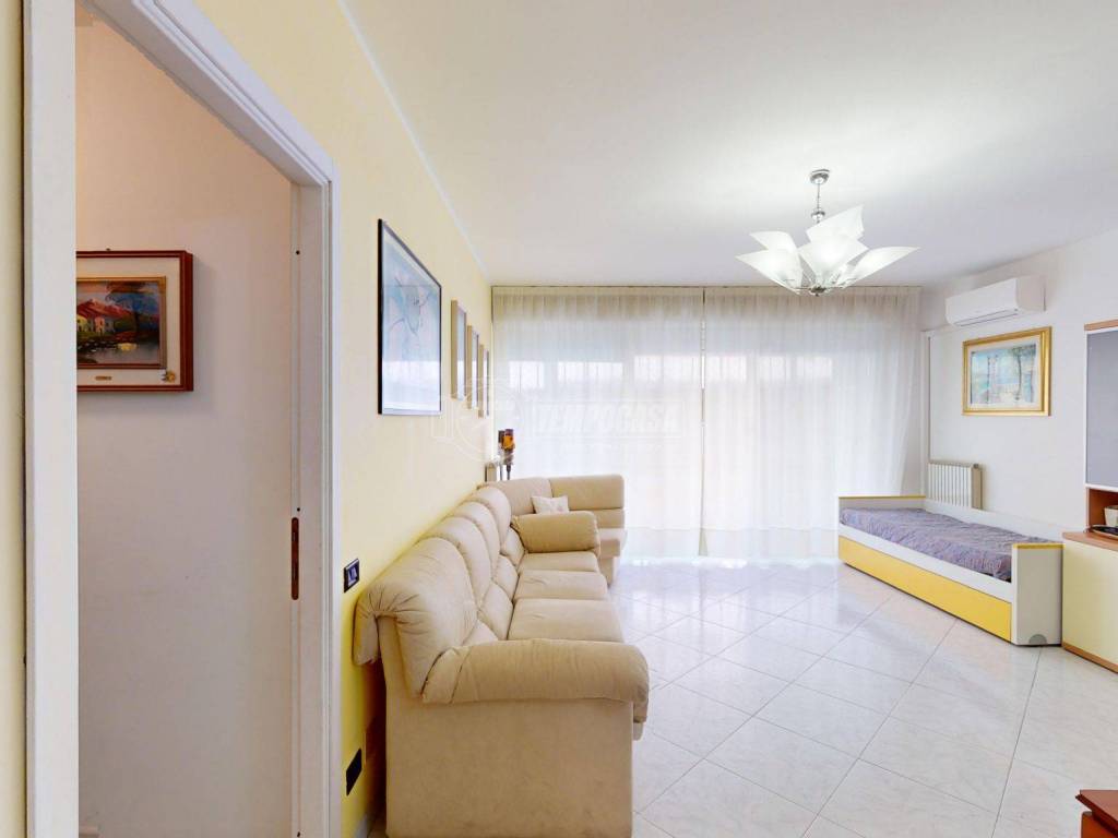 Appartamento a Loano in Via Martiri delle Foibe 10 - Foto 4