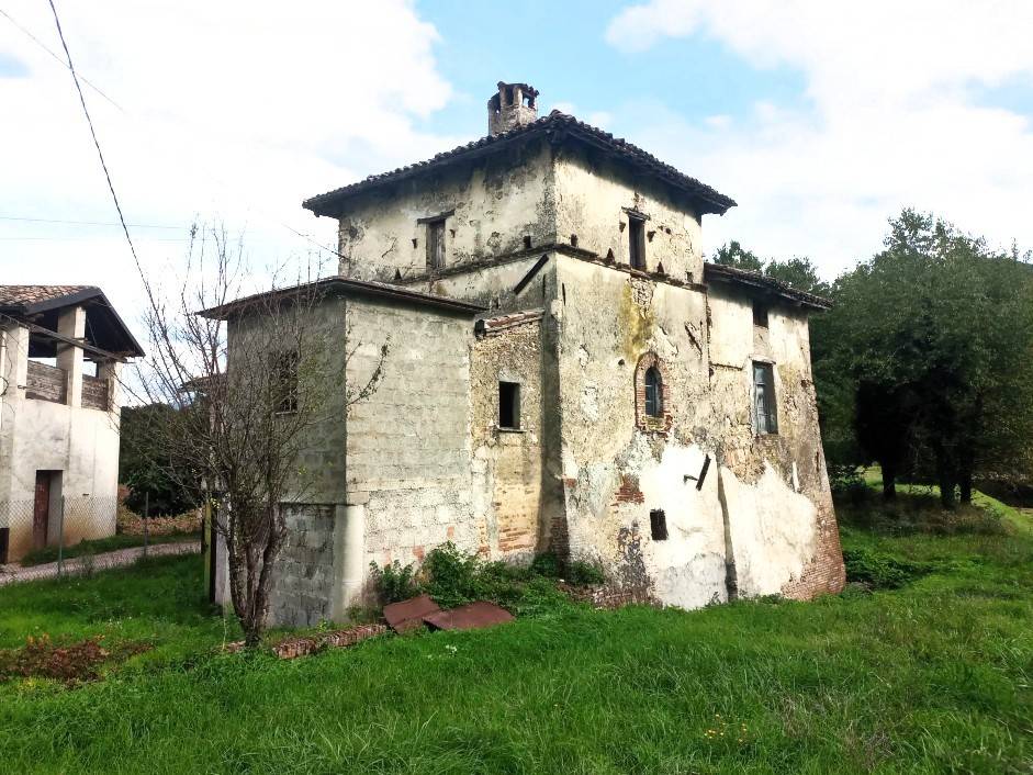 Rustico / casale a Rieti in Strada Statale del Nucleo Industriale di Rieti - Foto 3