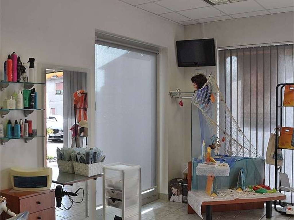 Immobile a Brebbia in Via Giuseppe Garibaldi, 21 - Foto 5