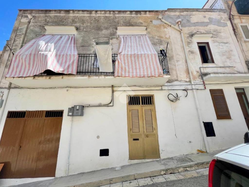 Casa indipendente a Castellammare del golfo in Via Ventimiglia, 86 - Foto 2