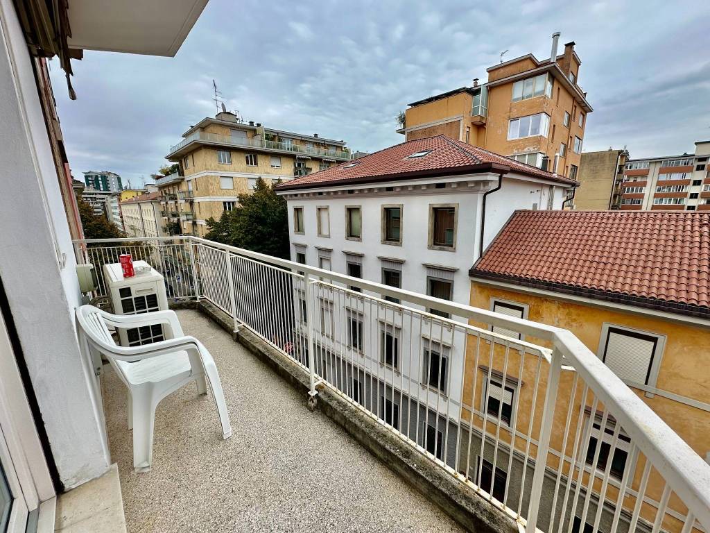 Appartamento a Udine in Via Ippolito Nievo, 5 - Foto 4